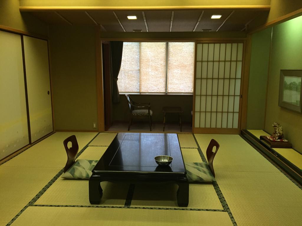 Ryokan Mitsuwa Toyooka  Extérieur photo