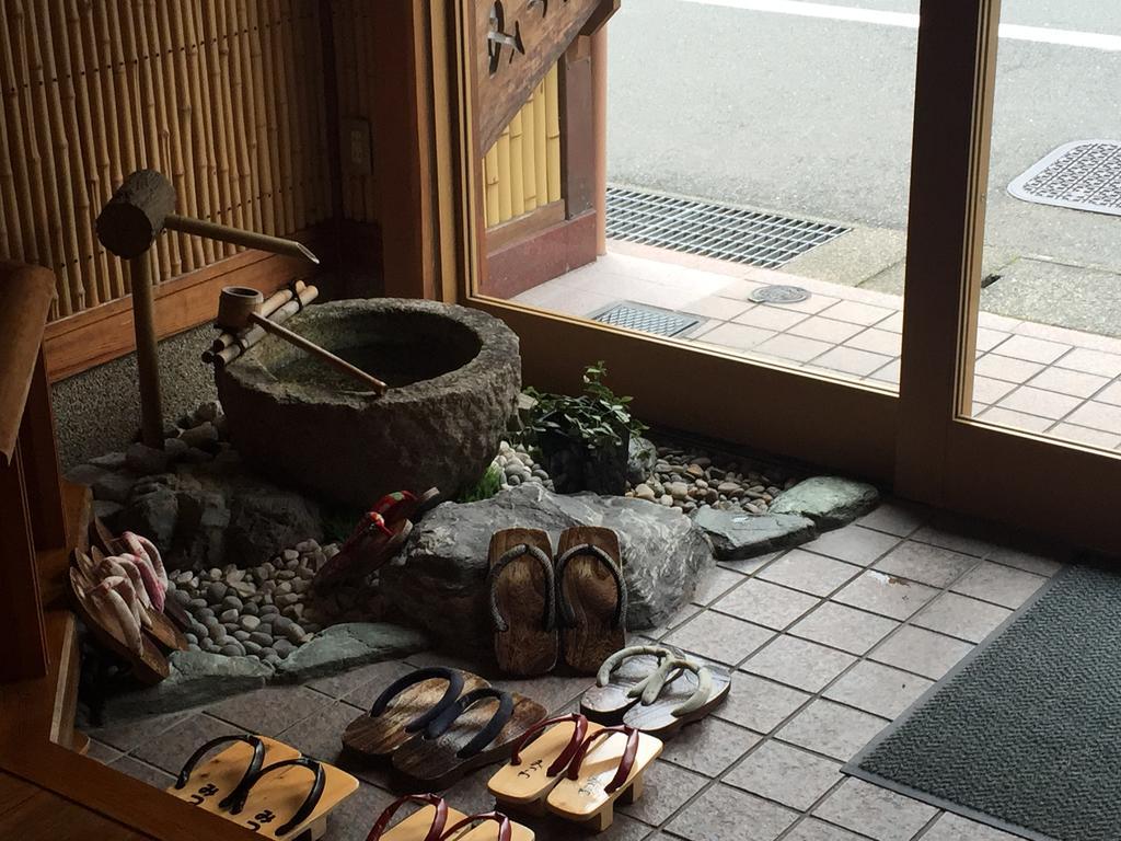 Ryokan Mitsuwa Toyooka  Extérieur photo