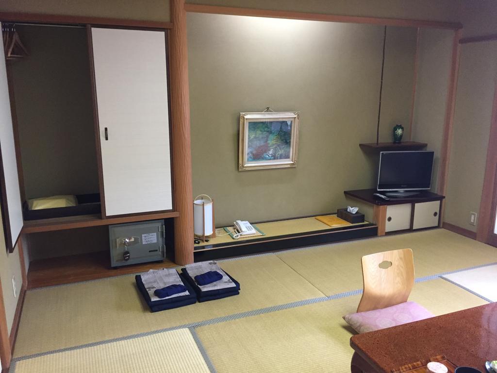 Ryokan Mitsuwa Toyooka  Extérieur photo
