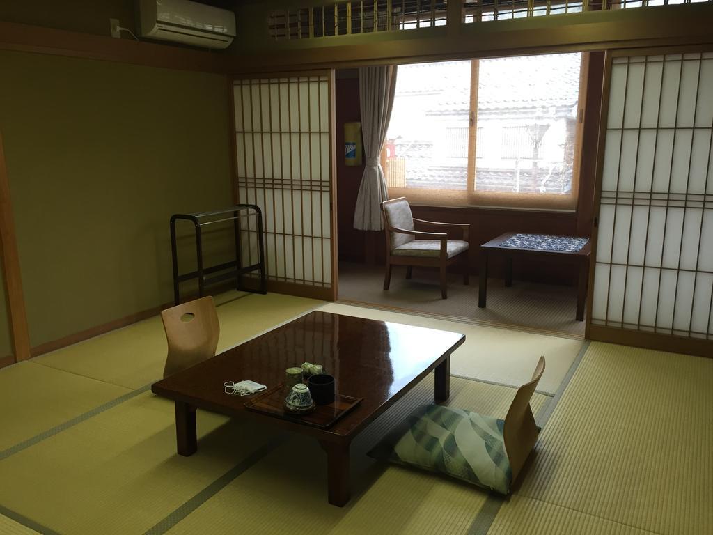 Ryokan Mitsuwa Toyooka  Extérieur photo