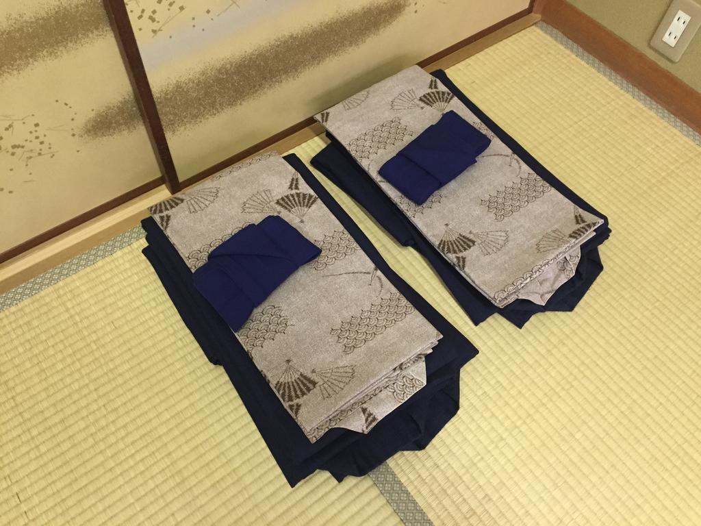 Ryokan Mitsuwa Toyooka  Extérieur photo