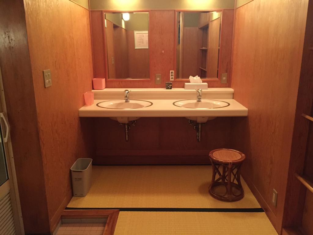 Ryokan Mitsuwa Toyooka  Extérieur photo