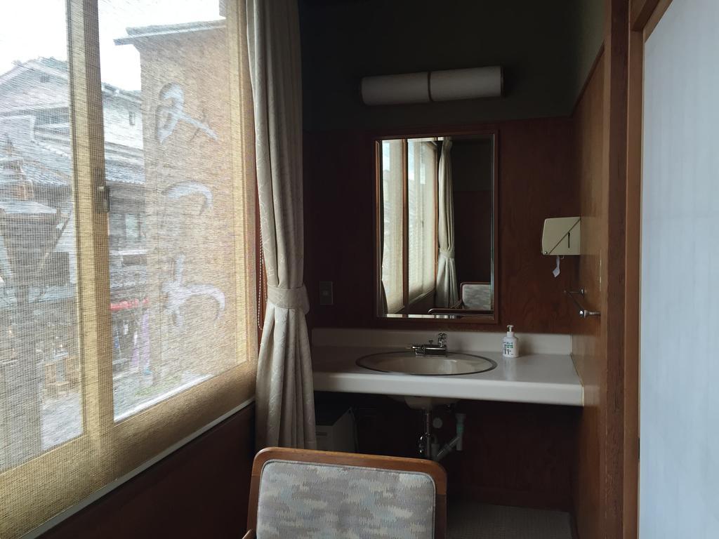 Ryokan Mitsuwa Toyooka  Extérieur photo